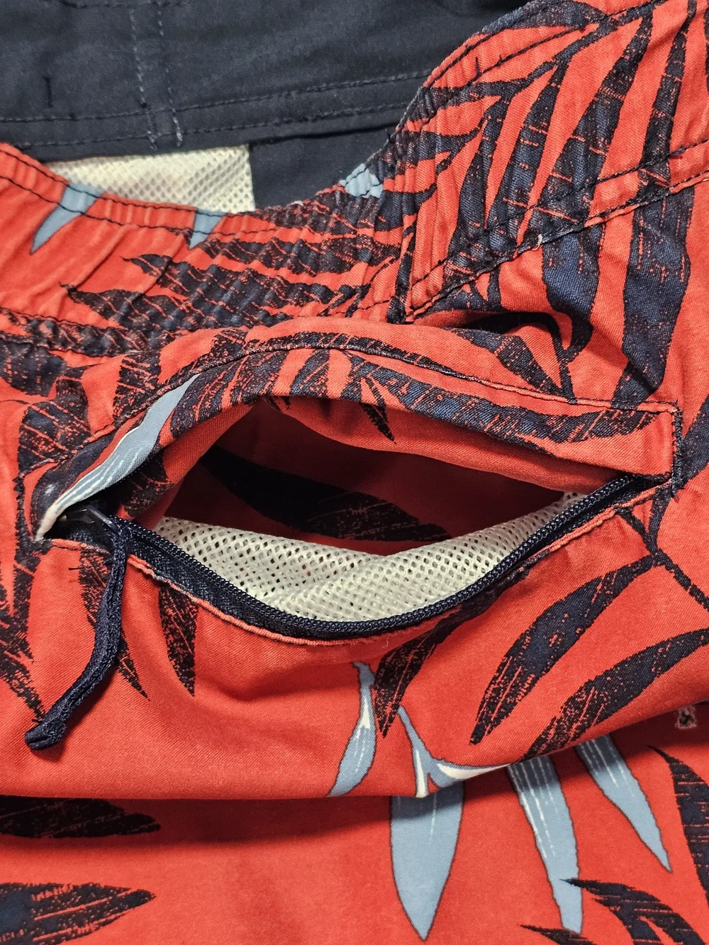 Nautica Red Swim Shorts with Black and Light Blue Tropical Leaf Print Large